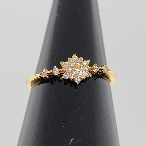 18K Yellow Gold Plated 925 Sterling Silver Ring - Picture 10 of 12